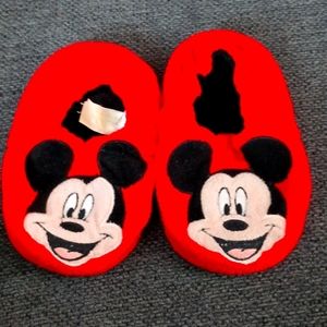 Mickey house slippers